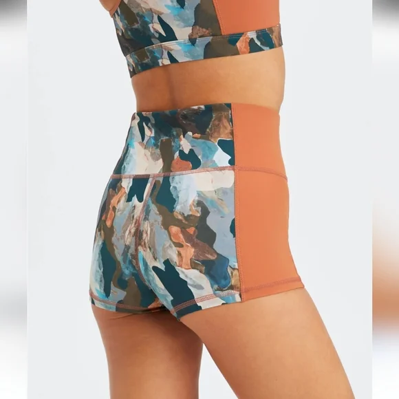 FABLETICS Swim Shorts - Picture 2 of 10
